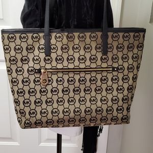 Michael Kors tote